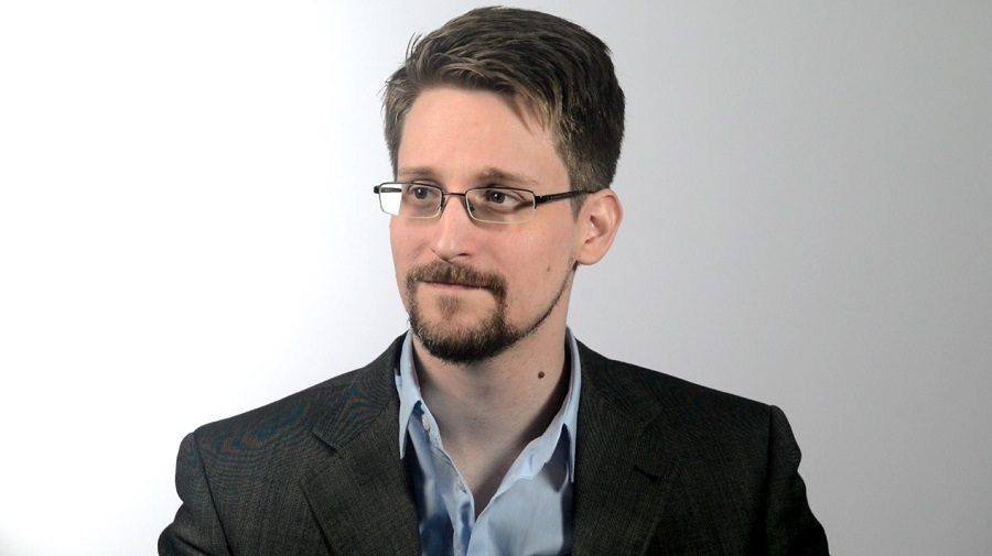 Edward Snowden Age, Net Worth, Biography, Wiki, Relationship, Family
