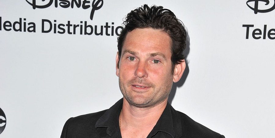 Henry Thomas Age, Net Worth, Biography, Wiki, Relationship, Family