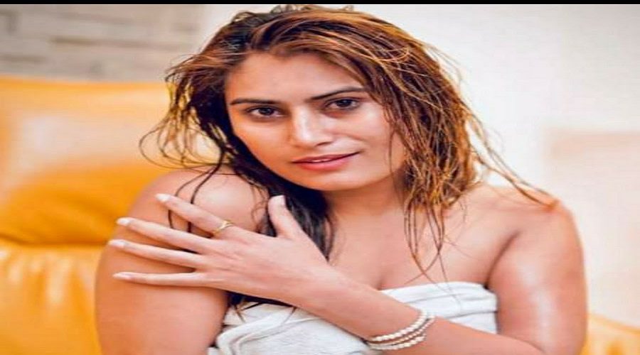 Surleen Kaur Age, Net Worth, Biography, Wiki, Relationship, Family